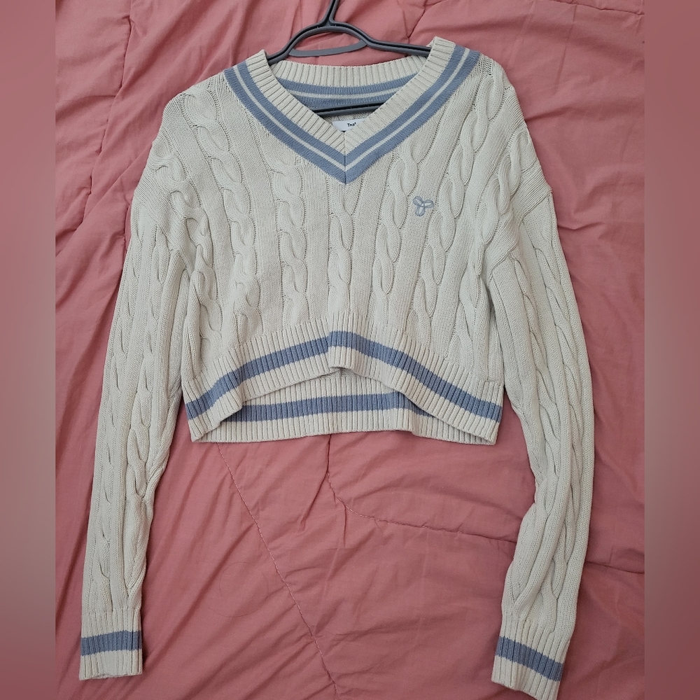 Tna Aritzia Clay Cropped Sweater Cable Knit